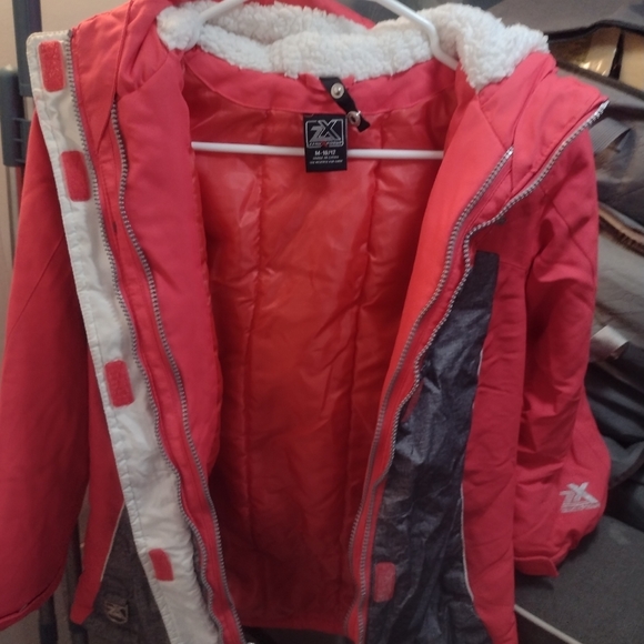 Girls zeroXposur coat size M-10/12. - Picture 12 of 12